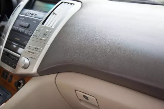 【天嬌用車學(xué)】暴曬后的汽車究竟有多毒？超乎你想象