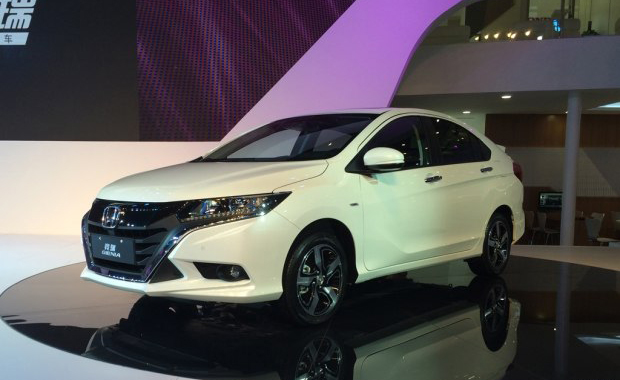 邵陽東風(fēng)本田Gienia競?cè)穑▋蓭缛鸢妫┦装l(fā)，10月18日上市