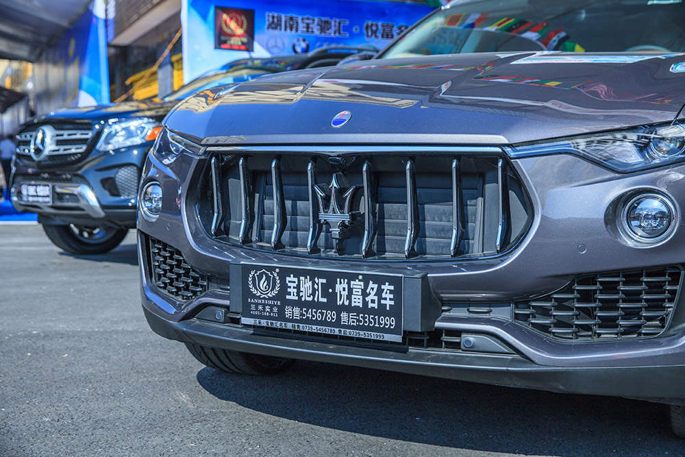 【車展第一天】遇到那個TA，放棄蘋果8......