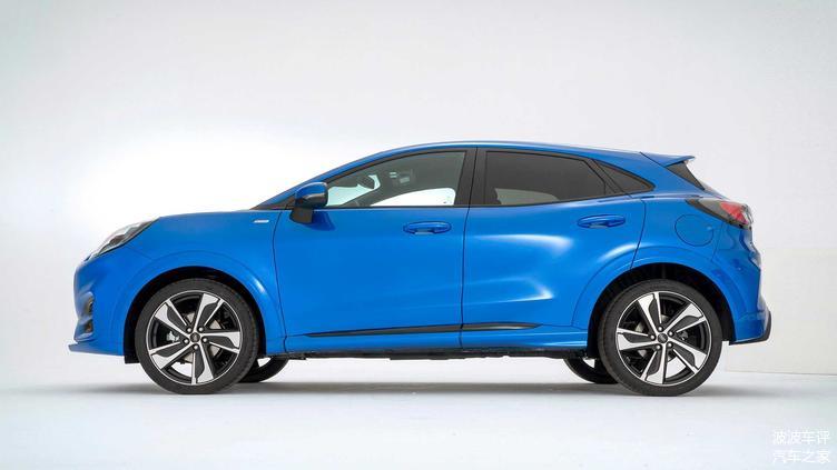 福特發(fā)布PUMA小型SUV官圖，歐式風(fēng)格，造型很有柔和感