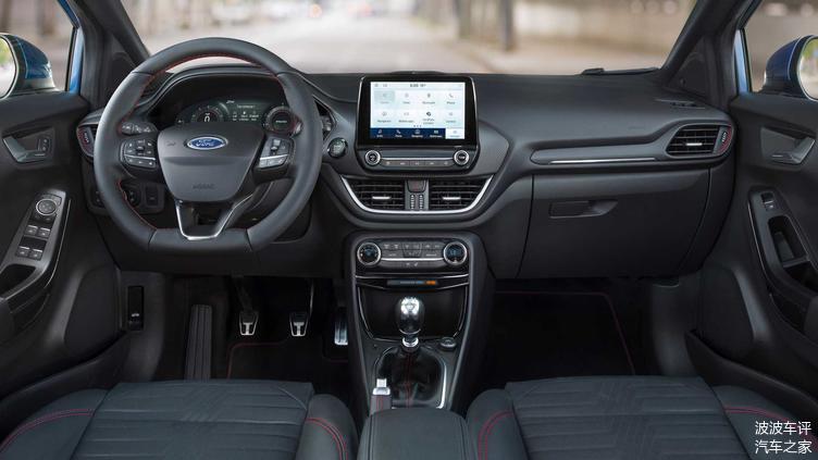 福特發(fā)布PUMA小型SUV官圖，歐式風(fēng)格，造型很有柔和感