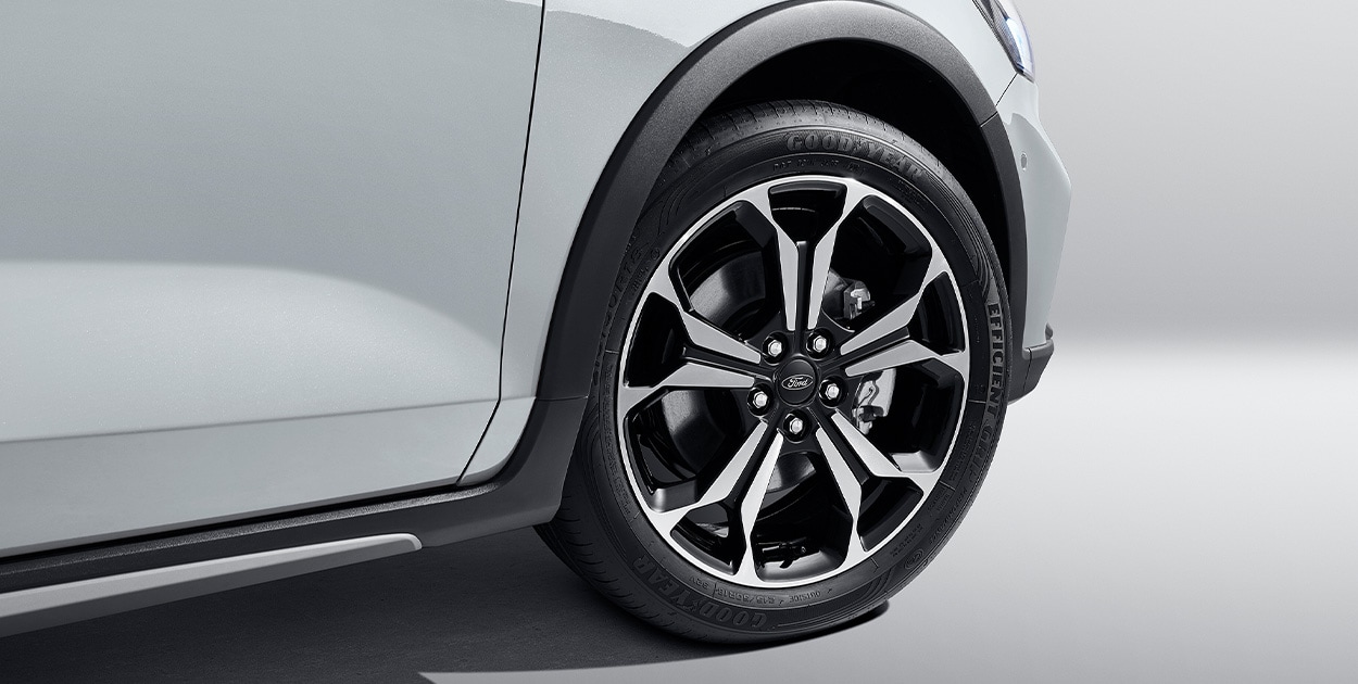 全新?？怂笰CTIVE - 城市新銳SUV 銳意登場