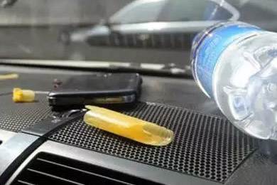 【天嬌用車(chē)學(xué)】暴曬后的汽車(chē)究竟有多毒？超乎你想象