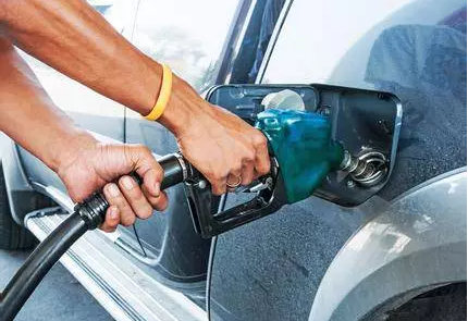 該加95的車加了92油怎么辦？還能不能開？終于有答案了！