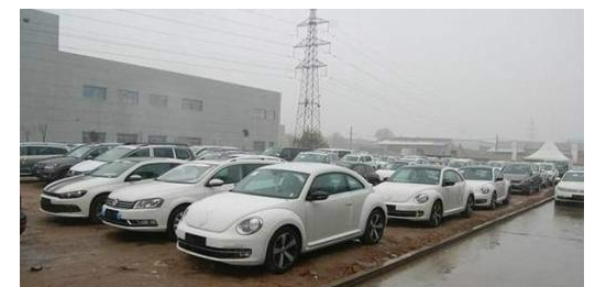 白色的車有這么多缺點(diǎn)！為什么近25%的車主還買它？