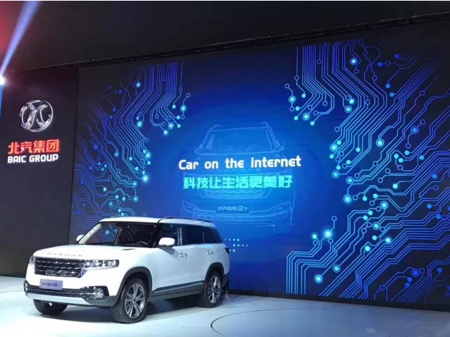 男同胞們，當(dāng)女同事上班不再化妝時(shí)，你要小心了…嘿嘿嘿