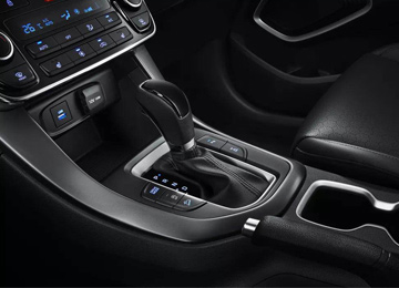 汽車檔位上的“＋”與“－”該怎么用？