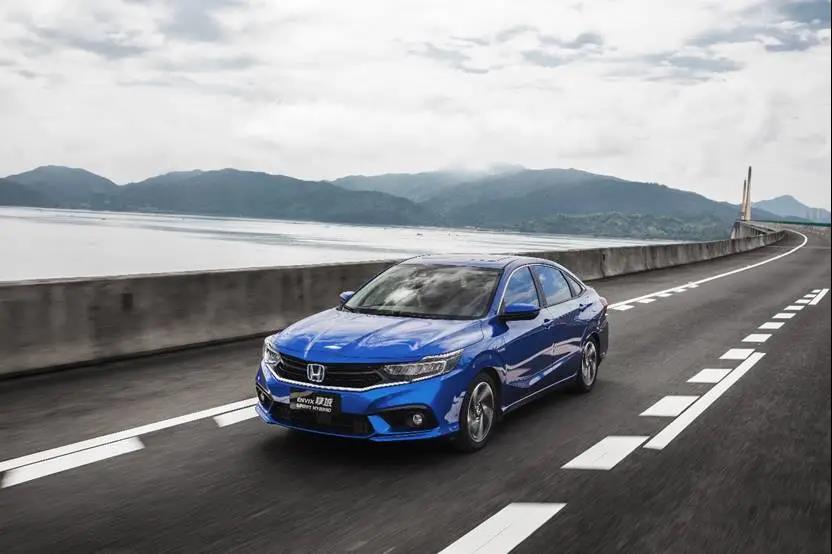 媒體視角丨享域銳·混動(dòng)，A級(jí)家轎市場(chǎng)的“生動(dòng)樣本”