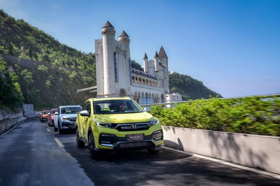 媒體視角 | 即將“解鎖”小型SUV首個百萬輛成就，XR-V為啥被年輕人“愛不夠”？