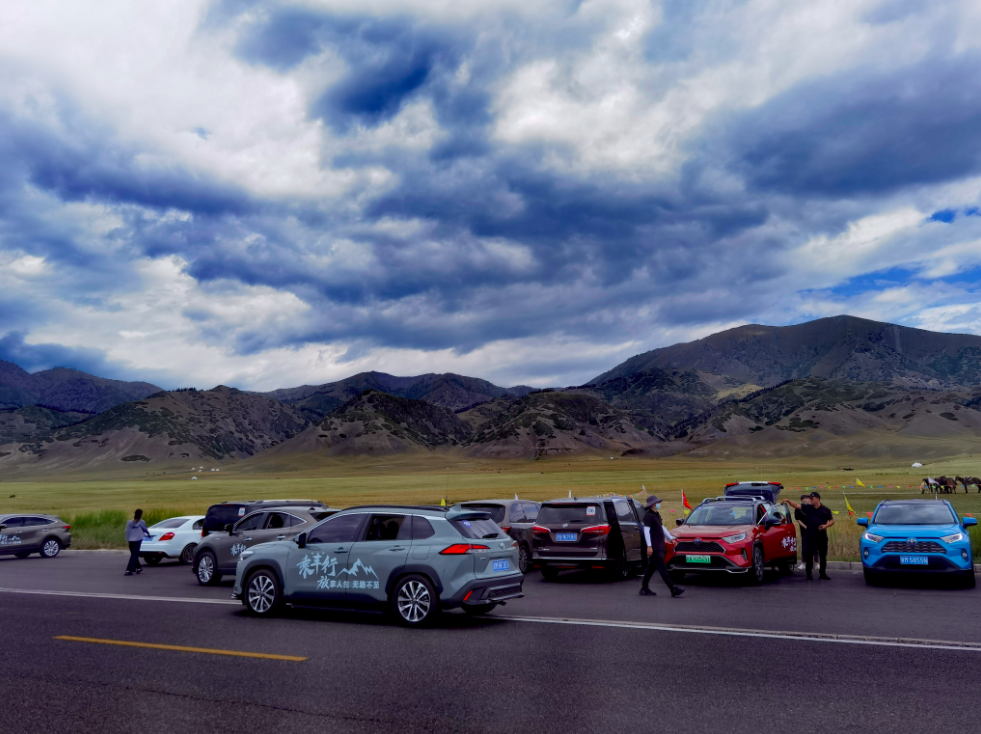 縱“擎”千里自駕新疆，這輛高顏值SUV用實(shí)力將我征服丨壹體驗(yàn)